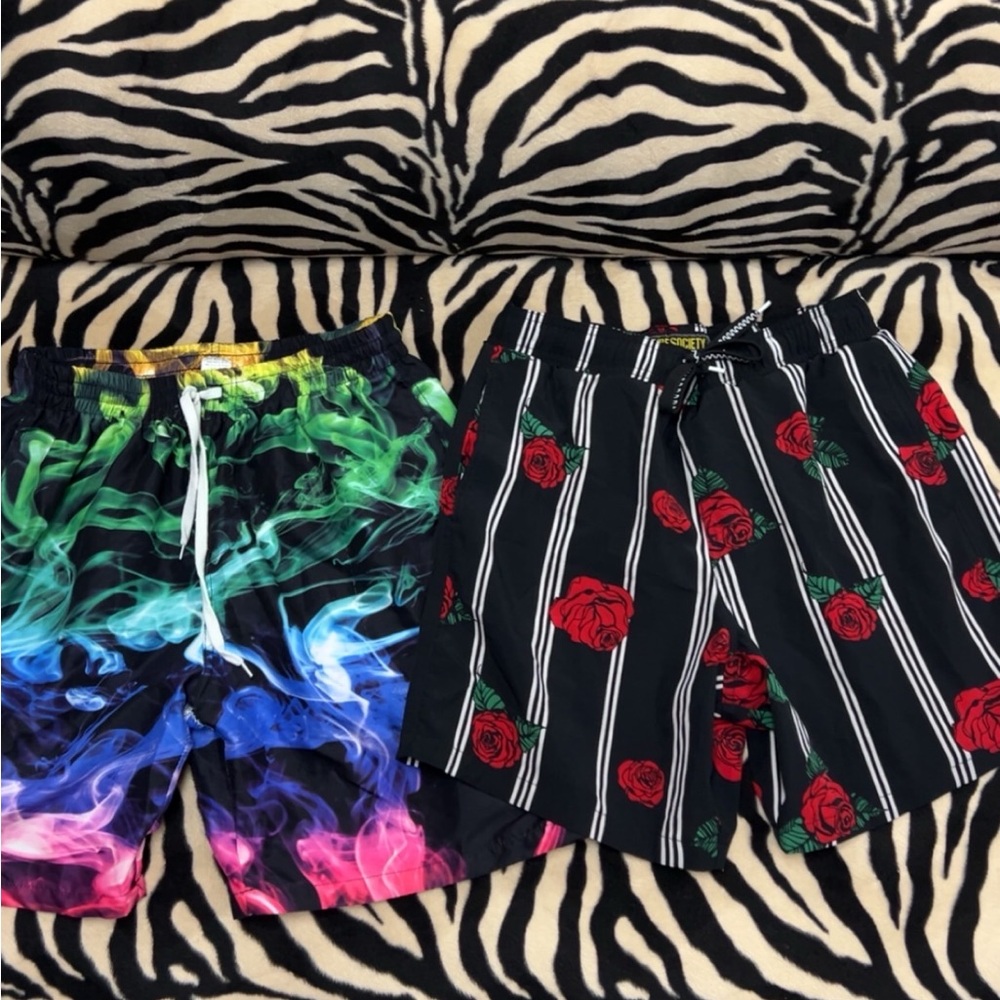 Men’s Graphic Swim - size medium